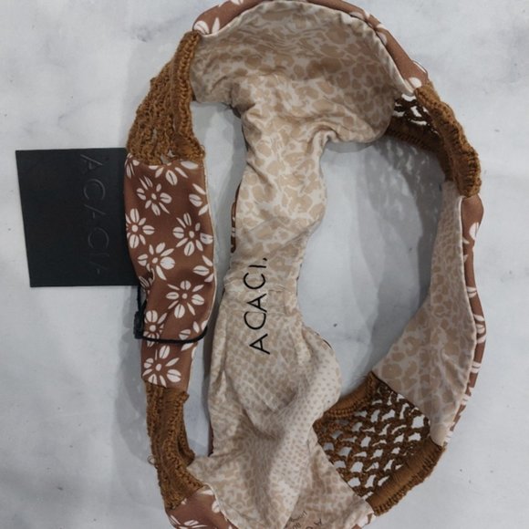 Acacia Daisy Block Bikini Set - Picture 6 of 9